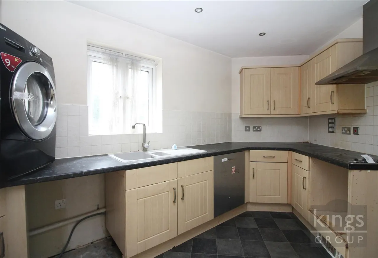 Bromley Close., Harlow, CM20, photo 5