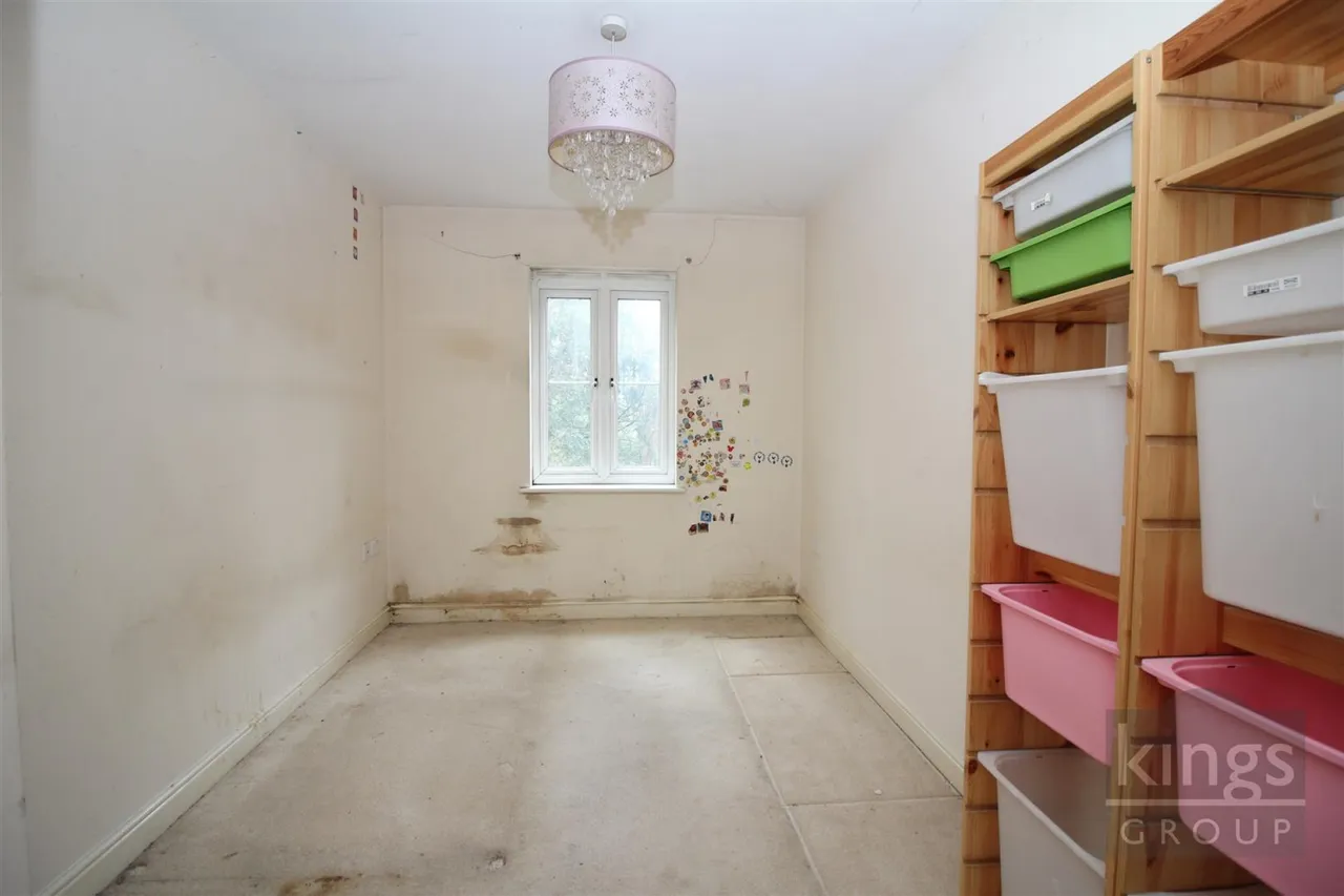 Bromley Close., Harlow, CM20, photo 10