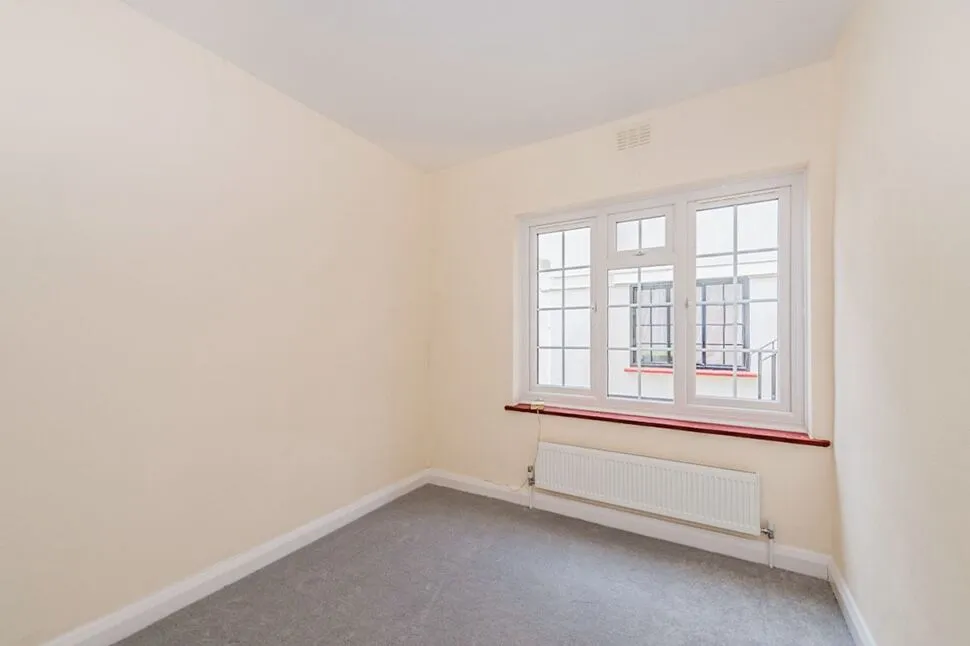 Woodcote Road, Wallington, SM6, photo 7