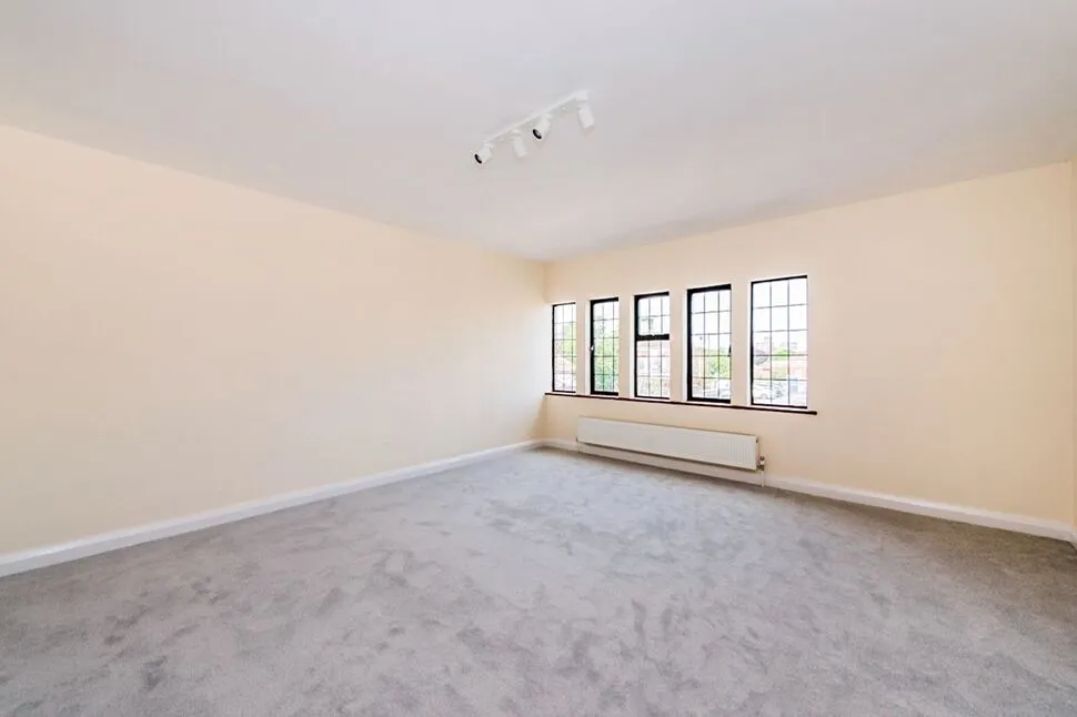 Woodcote Road, Wallington, SM6, photo 5
