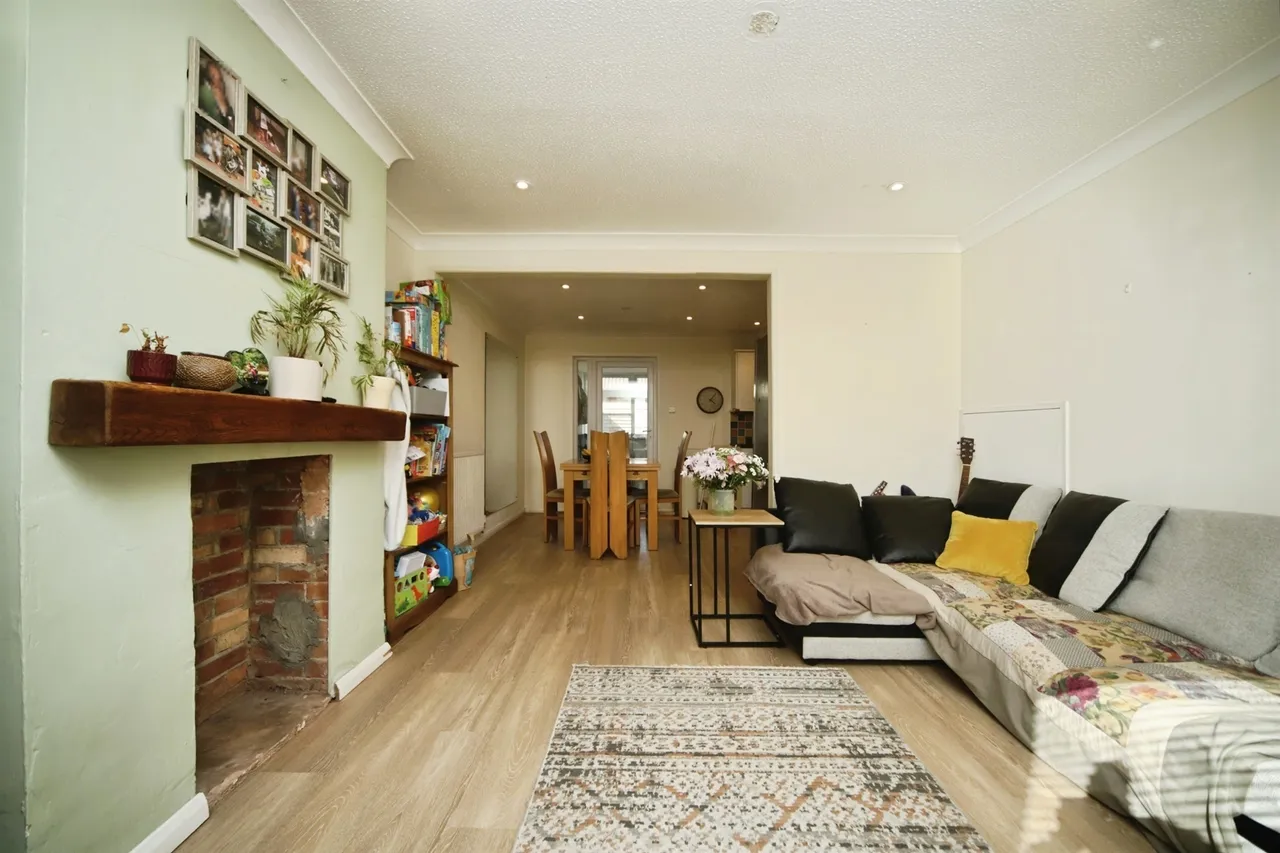 Northwood Close, Norton Fitzwarren, TA2, photo 2