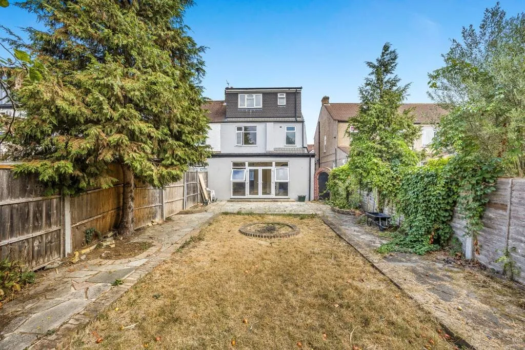 Beattyville Gardens, Ilford, IG6, photo 12