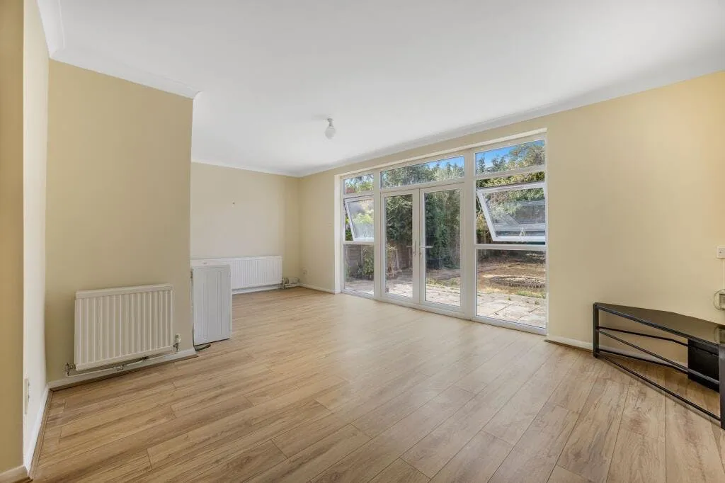 Beattyville Gardens, Ilford, IG6, photo 13