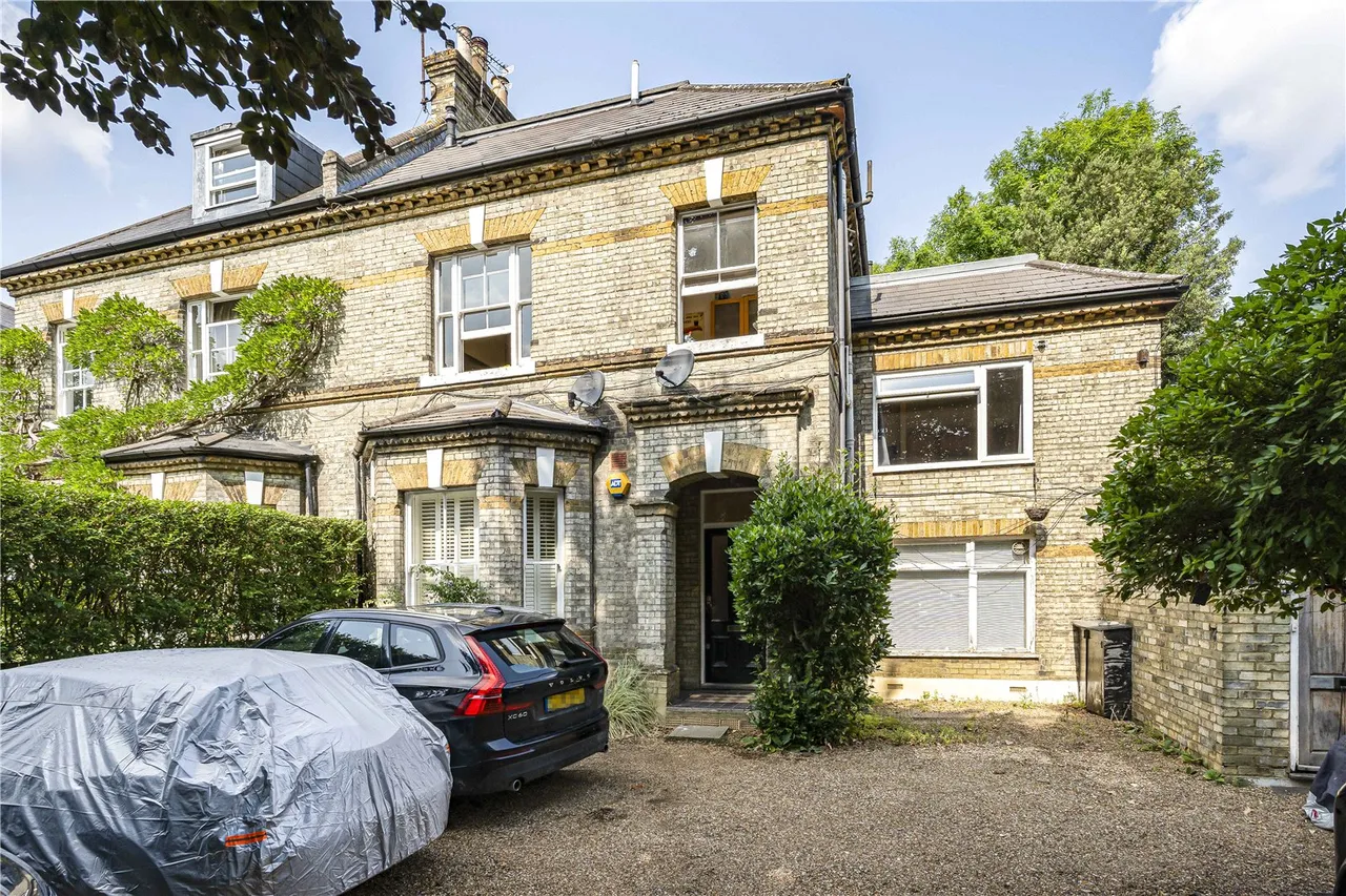 1 bed flat to rent, Keswick Road, Putney, SW15