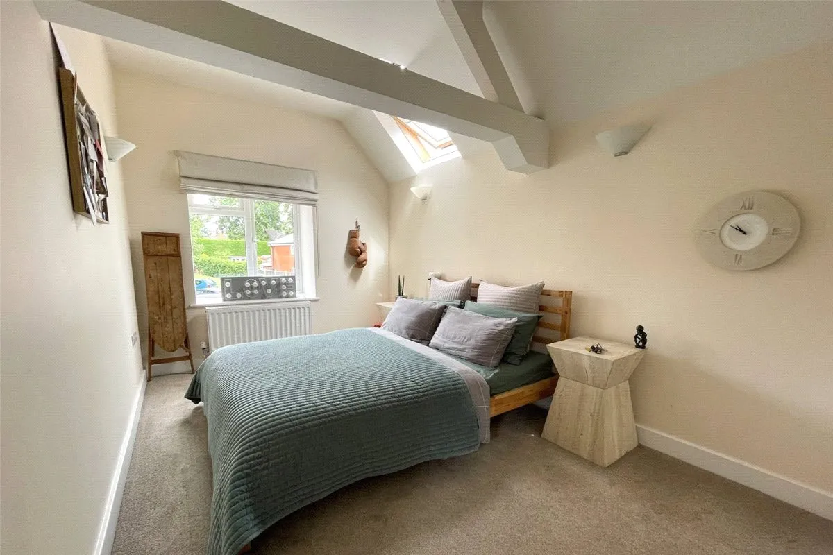 High Street, Hartley Wintney, Hampshire, RG27 8PE, photo 6