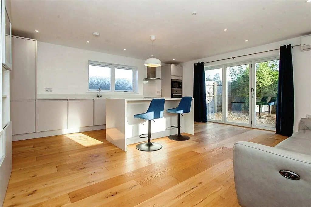 Dunsmore Close, Cambridge;', Cambridgeshire, CB5, photo 2