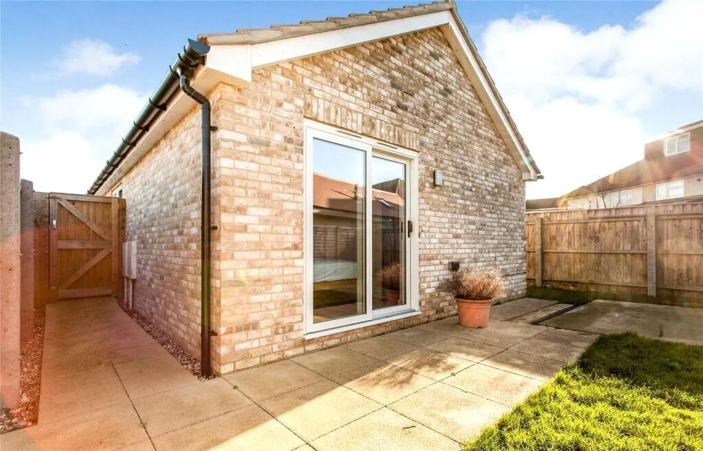 Dunsmore Close, Cambridge;', Cambridgeshire, CB5, photo 14