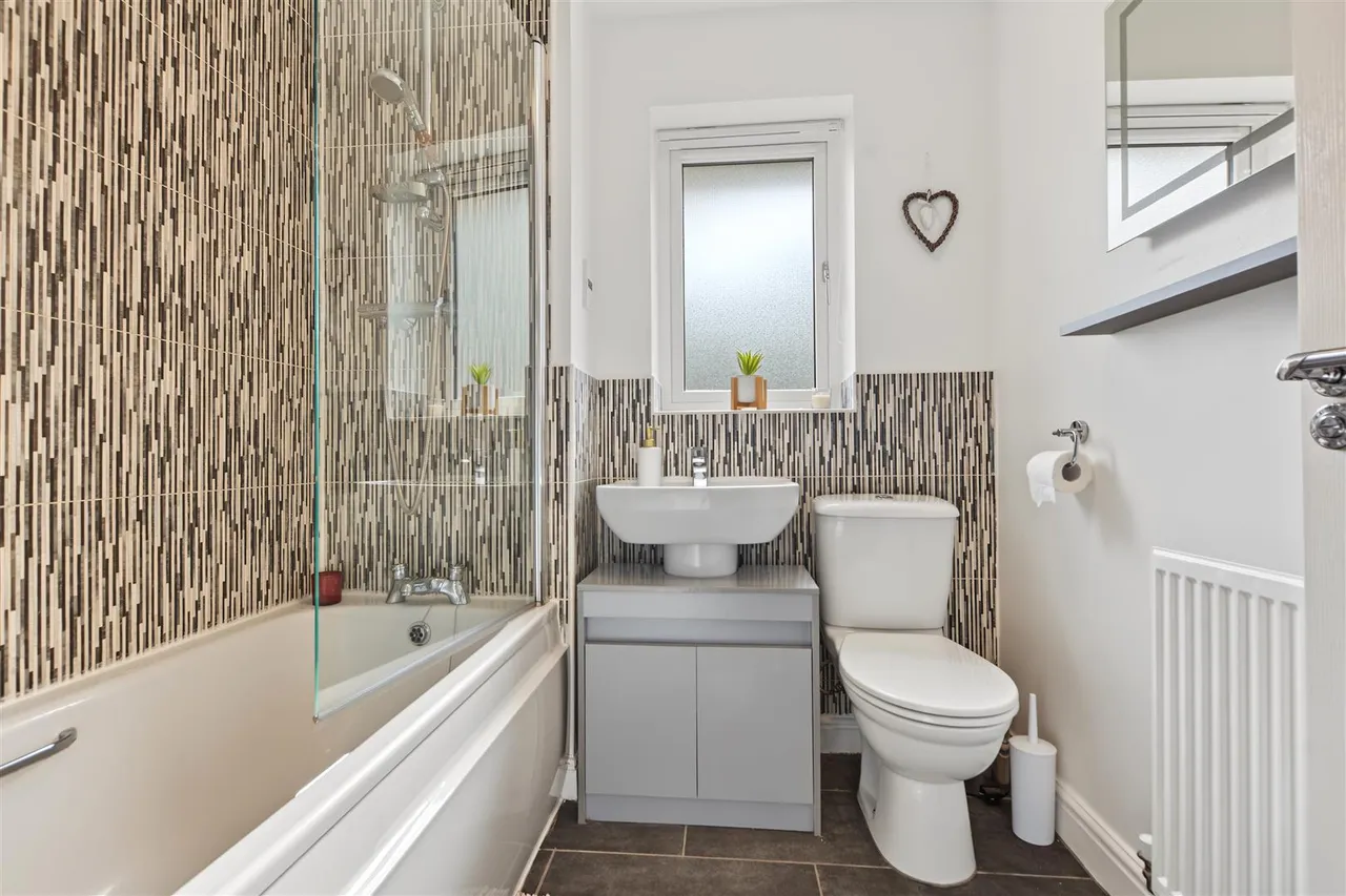 Bakewell Drive, Top Valley, NG5, photo 4