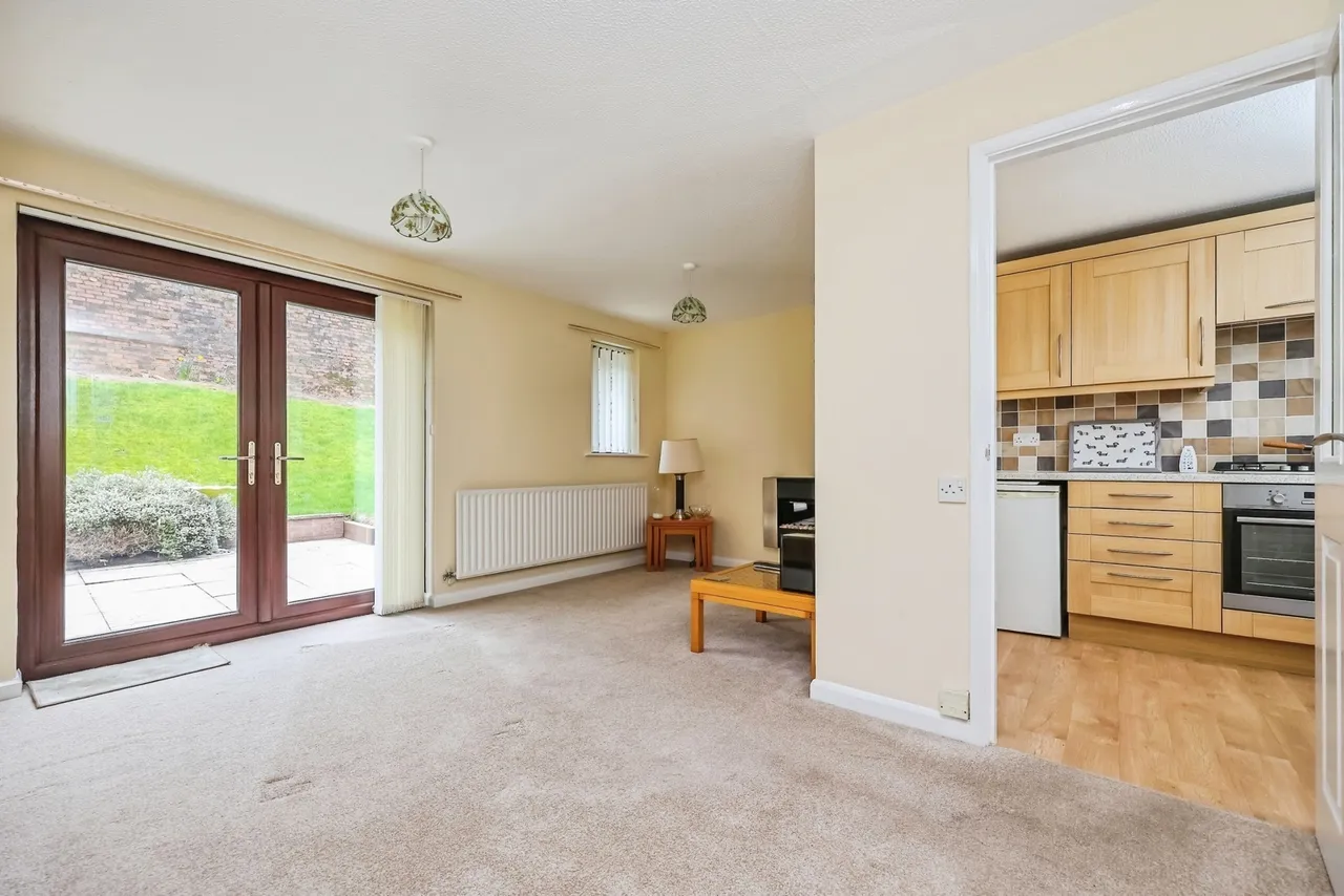 Bramley Court, Kimberley, Nottingham, Nottinghamshire, NG16, photo 5