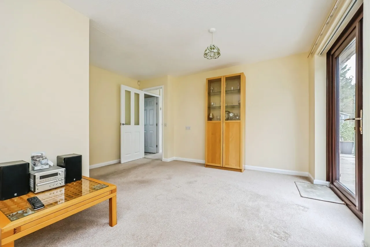Bramley Court, Kimberley, Nottingham, Nottinghamshire, NG16, photo 9