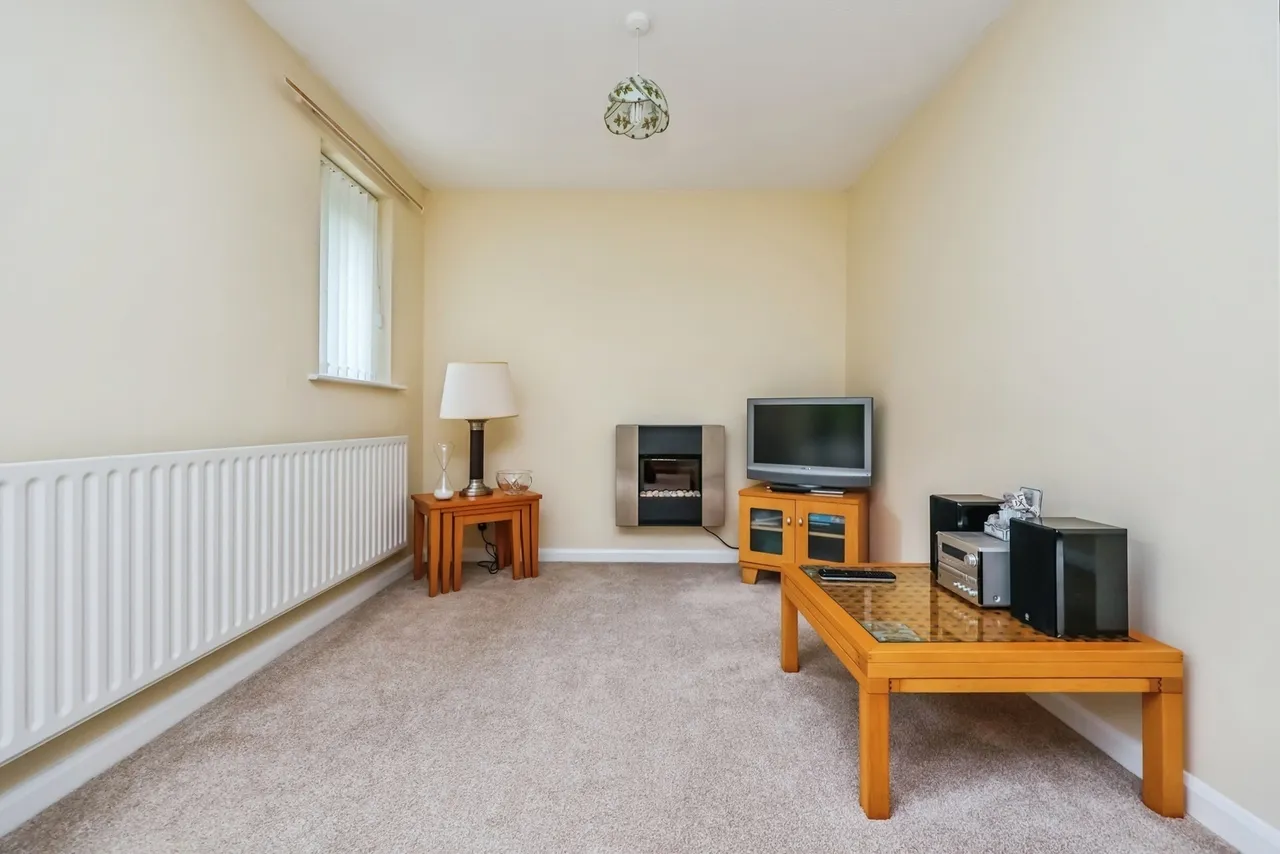 Bramley Court, Kimberley, Nottingham, Nottinghamshire, NG16, photo 7