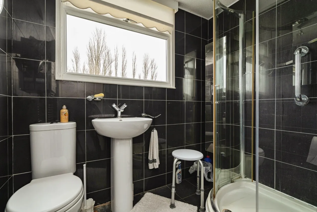 Benedict Road, Horning, Norwich, Norfolk, NR12, photo 6