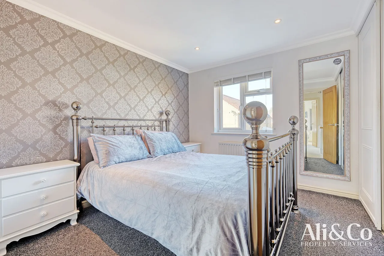 Thistle Close, Basildon, Essex, SS15 5GX, photo 15