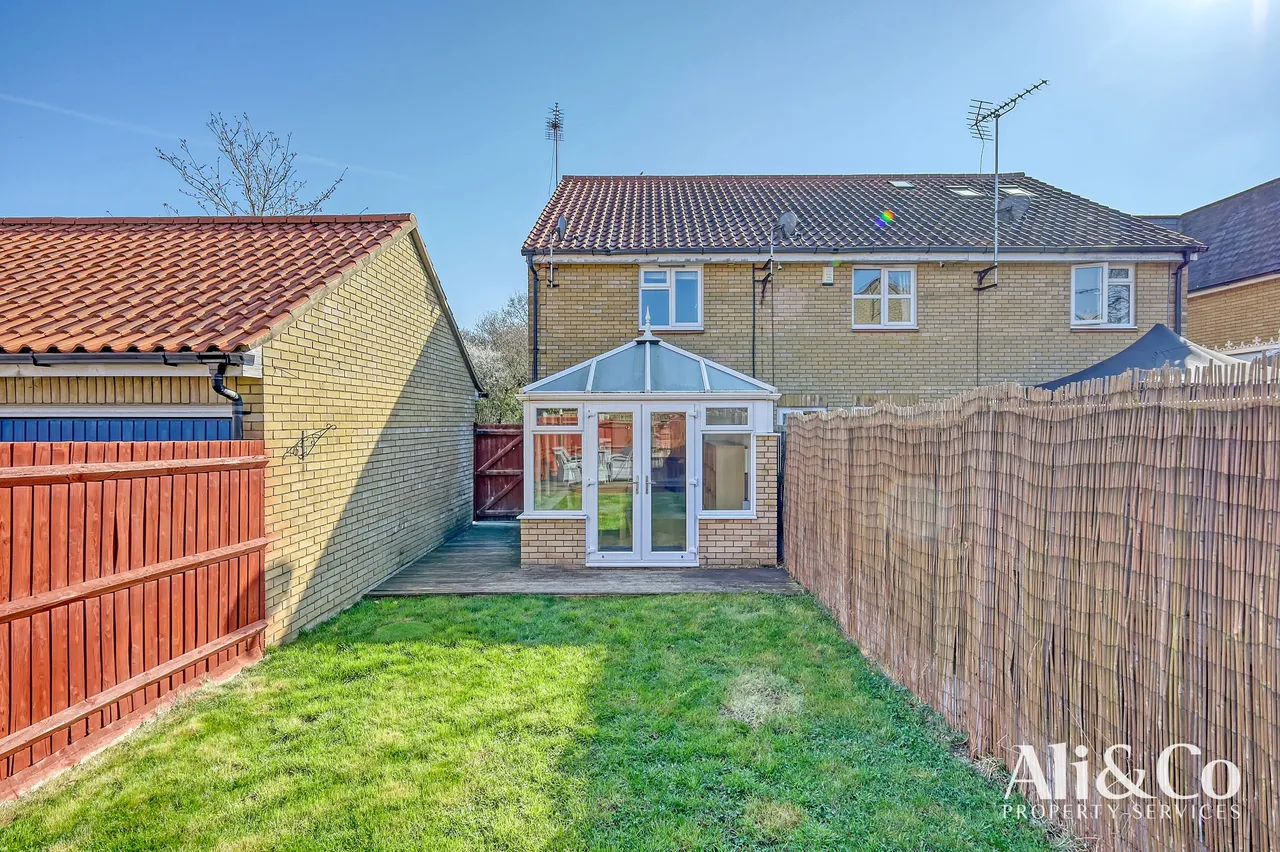 Thistle Close, Basildon, Essex, SS15 5GX, photo 19