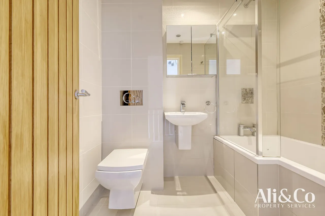 Thistle Close, Basildon, Essex, SS15 5GX, photo 13