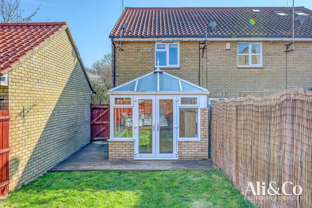Thistle Close, Basildon, Essex, SS15 5GX, photo 20