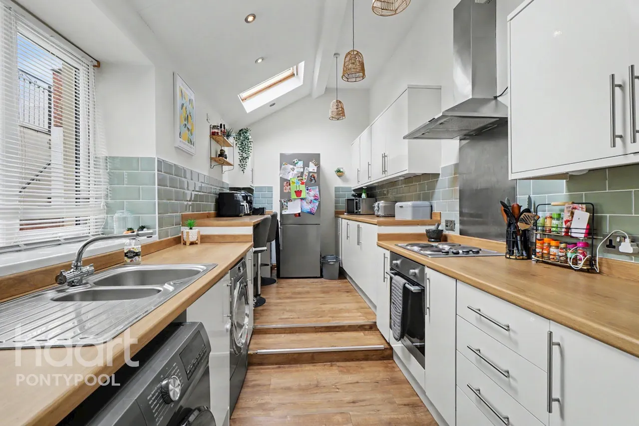 Cwmavon Road, Pontypool, NP4, photo 7