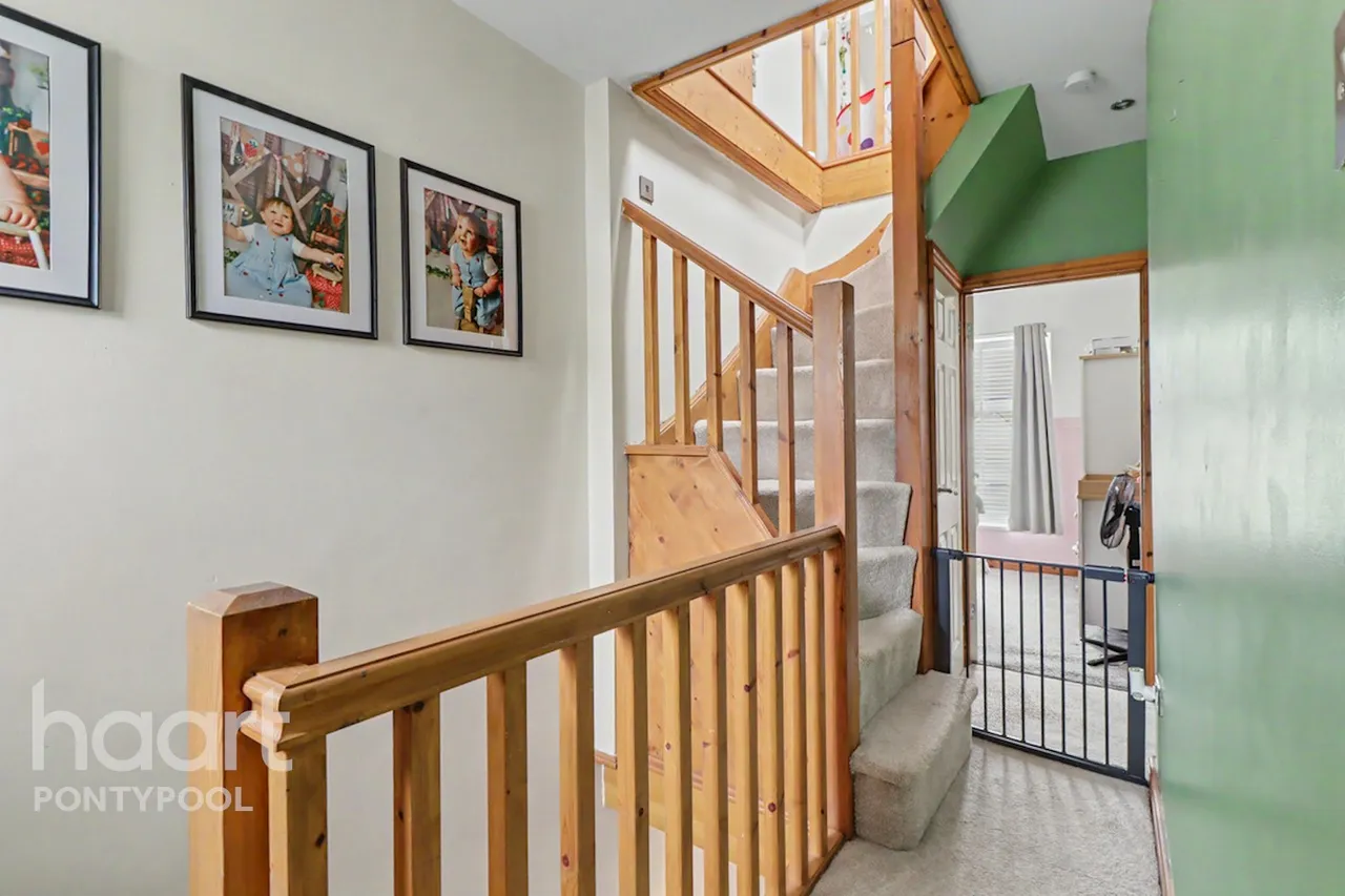 Cwmavon Road, Pontypool, NP4, photo 13