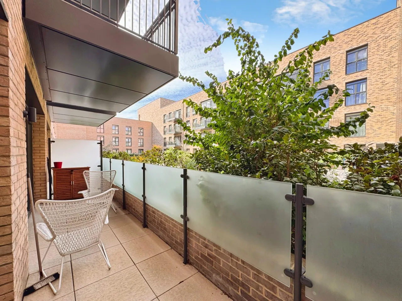 Lismore Boulevard, NW9, photo 5