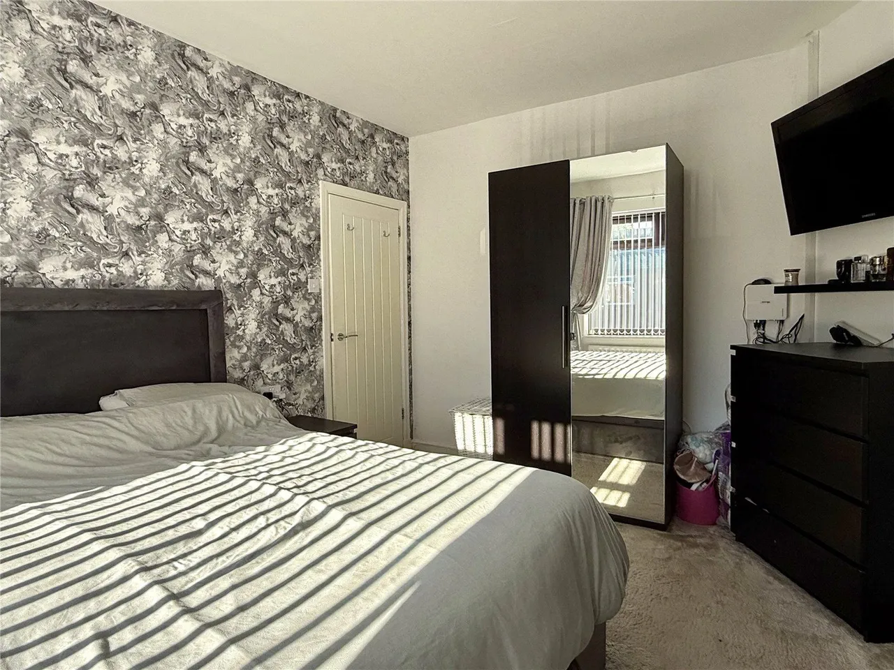 Thatch Leach, Chadderton, OL9, photo 10
