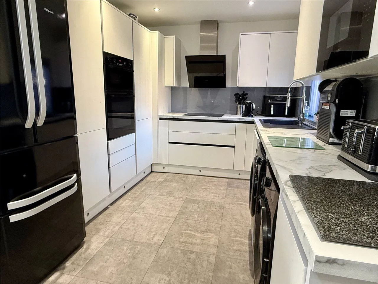 Thatch Leach, Chadderton, OL9, photo 4