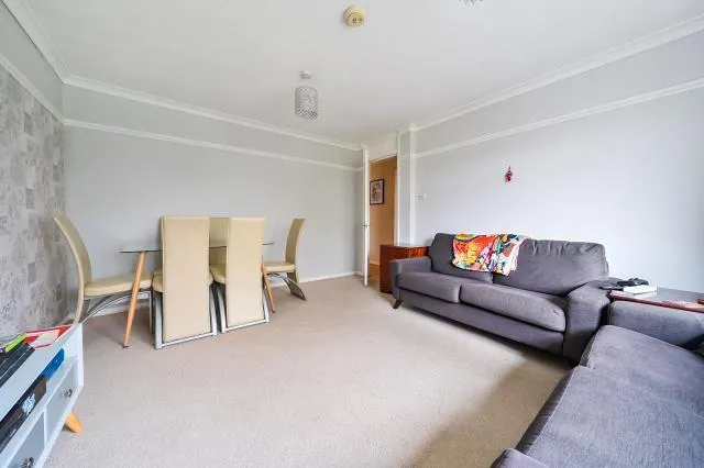 The Bourne, Bovingdon, HP3, photo 7