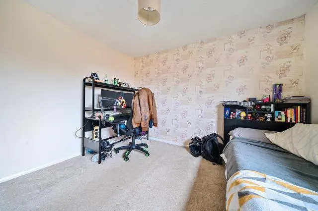 The Bourne, Bovingdon, HP3, photo 11