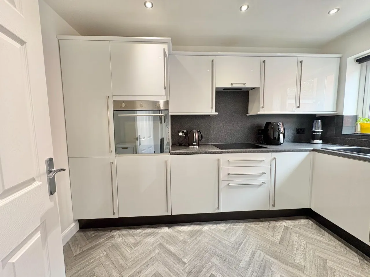 Heatherburn Court, Newton Aycliffe, DL5, photo 4