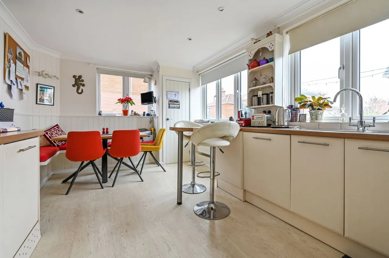 Lyndhurst, SO43, photo 17