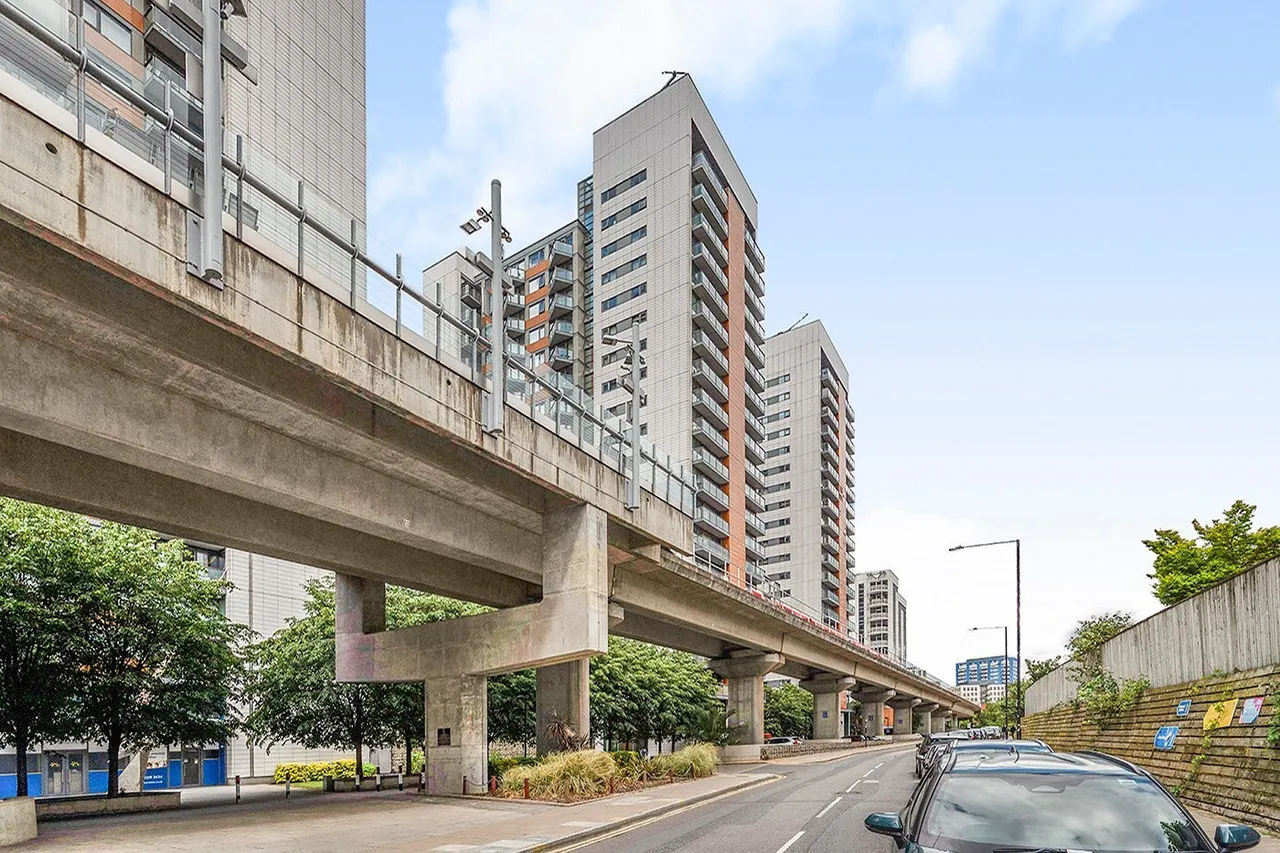 Blackwall Way, London, E14, photo 15