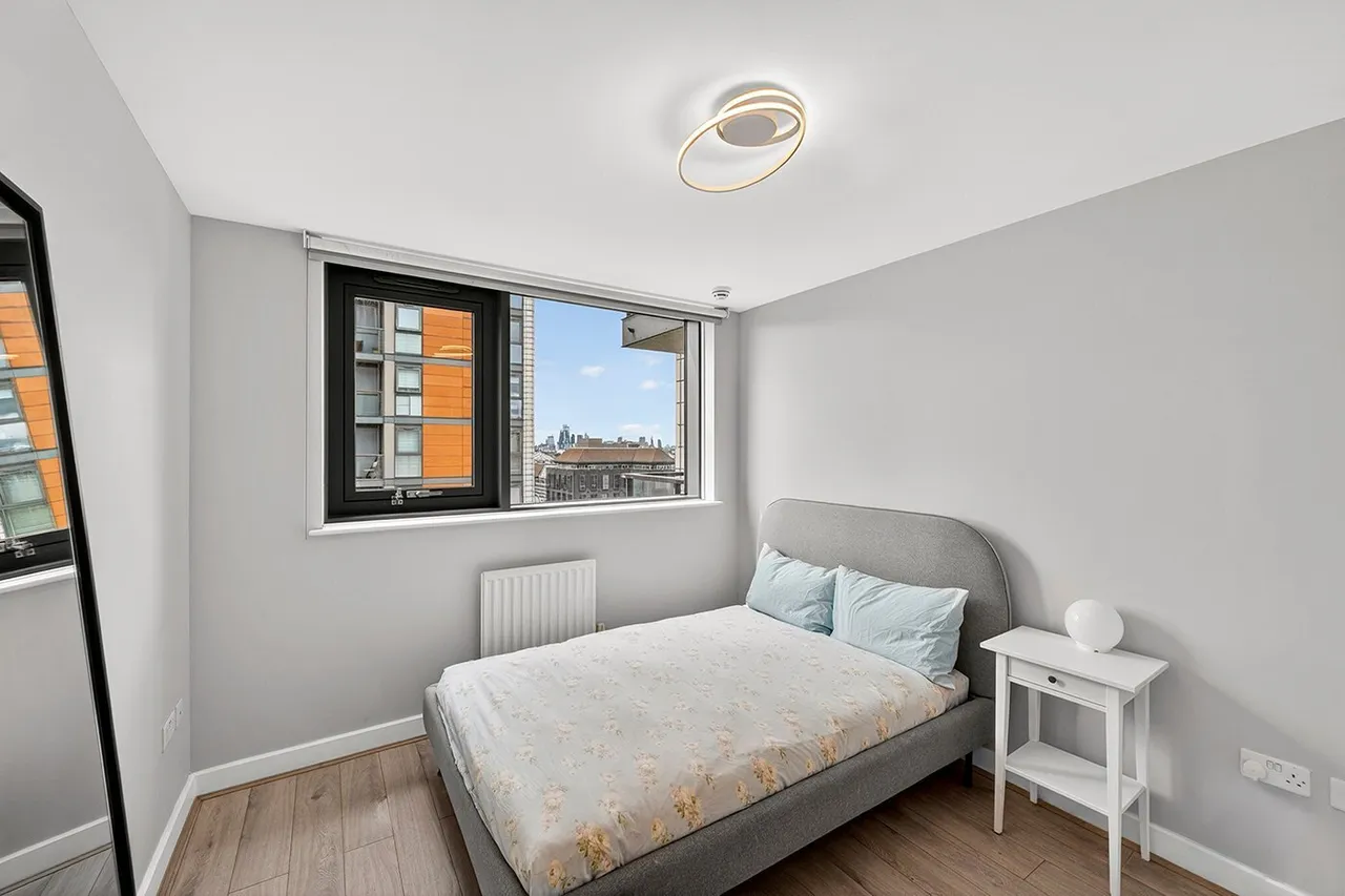 Blackwall Way, London, E14, photo 7