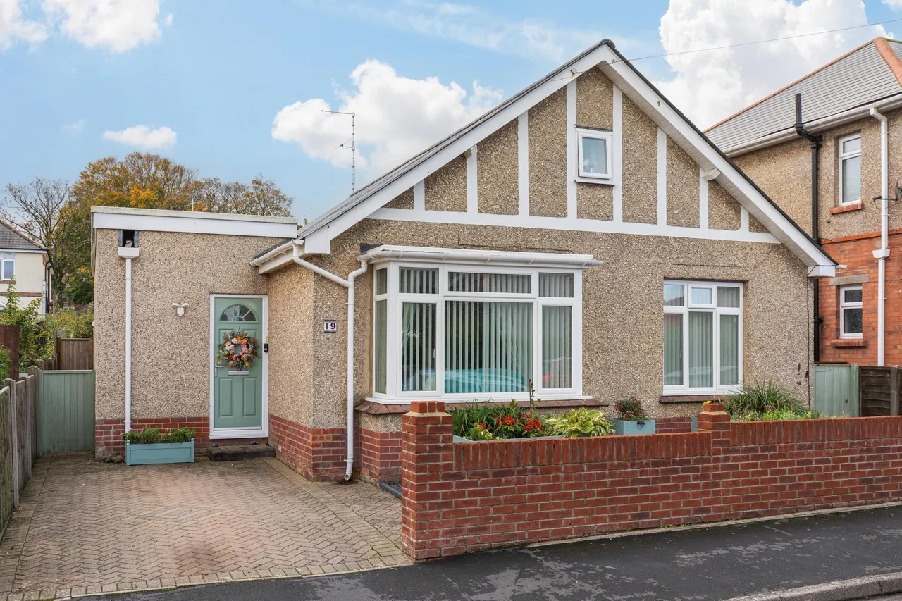 3 bed house for sale, Louise Road, Dorchester, DT1