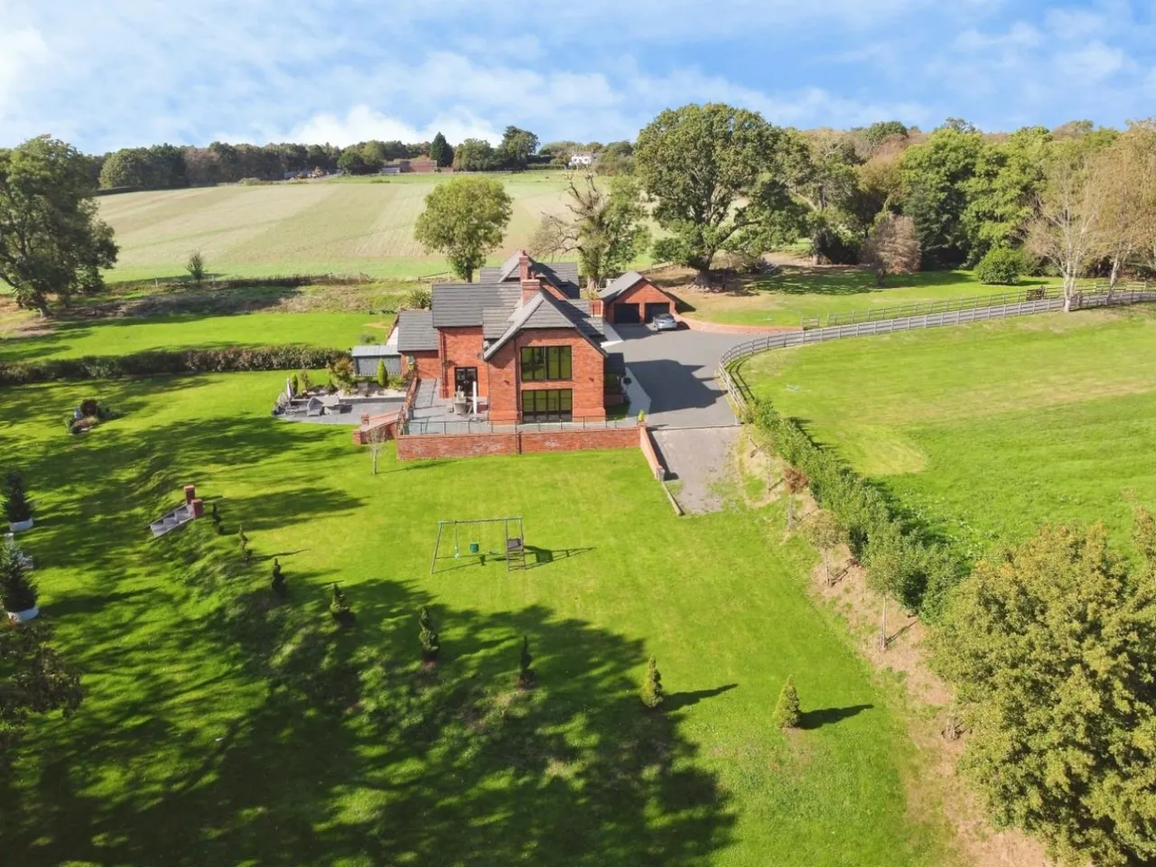 London Road, Middleton, B78, photo 33