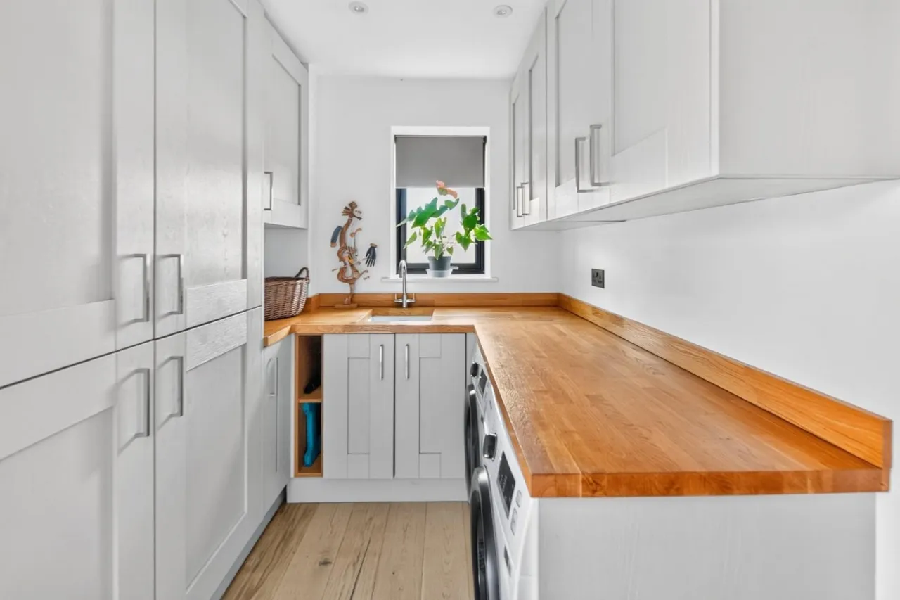 London Road, Middleton, B78, photo 15