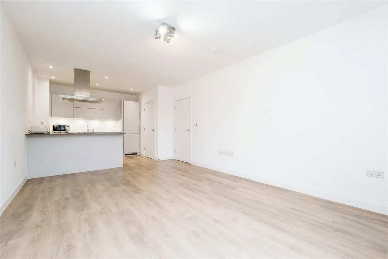 Leyton Road, London, E15, photo 5