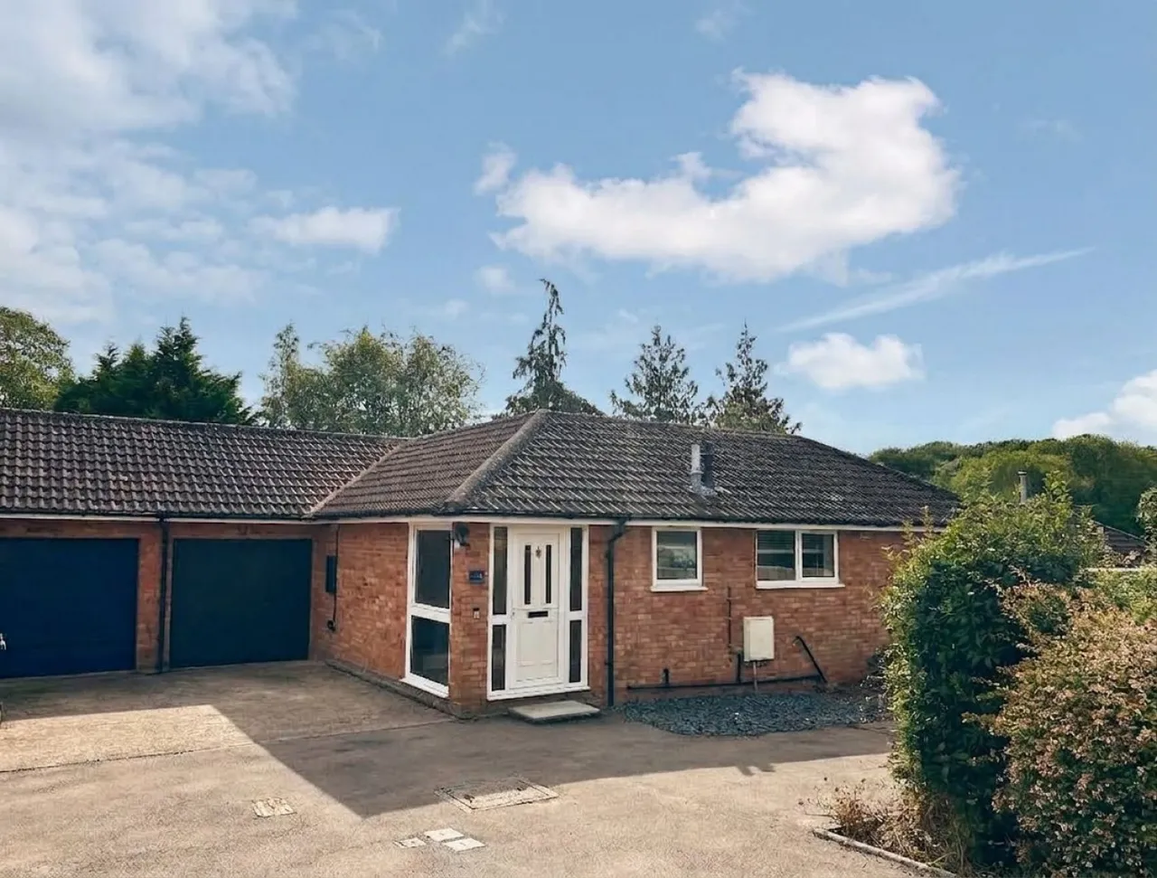 2 bed house for sale, Churchill Meadow, Ledbury