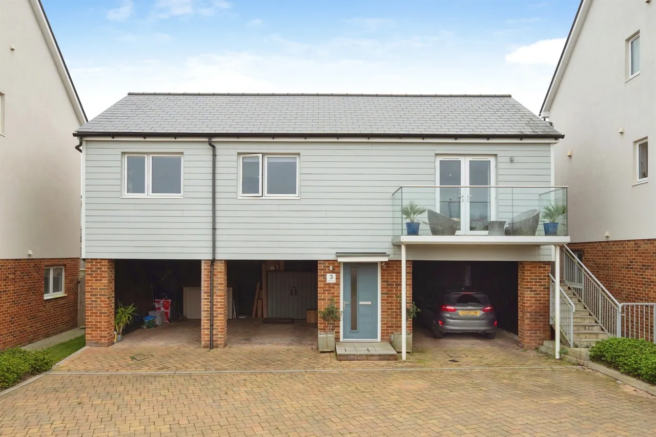 2 bed house for sale — Elsanta Close, TUNBRIDGE WELLS