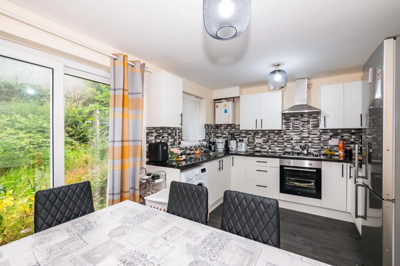 Saddlecote Close, Manchester, M8, photo 6