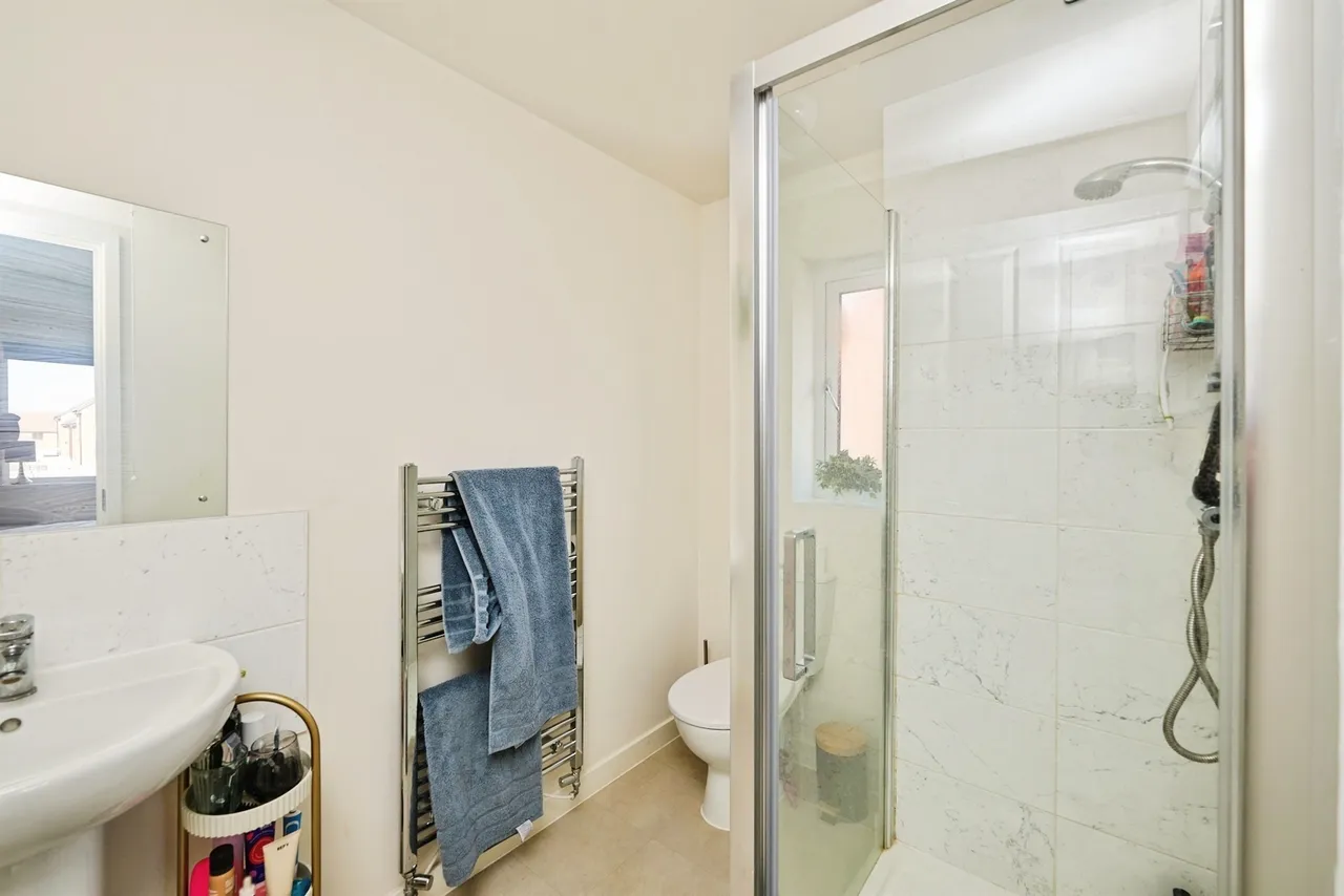 Noble Close, Peterborough, PE4, photo 12