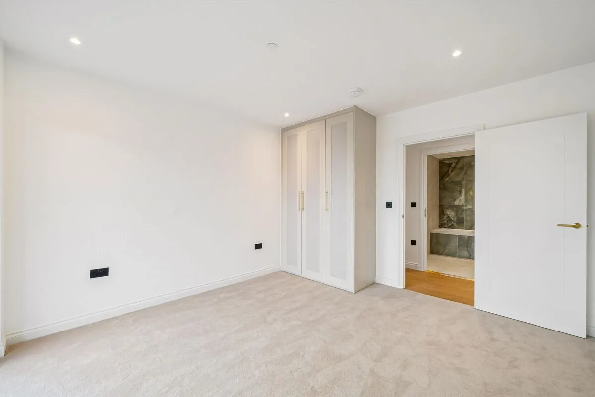 Potters Road, London, SW6, photo 14
