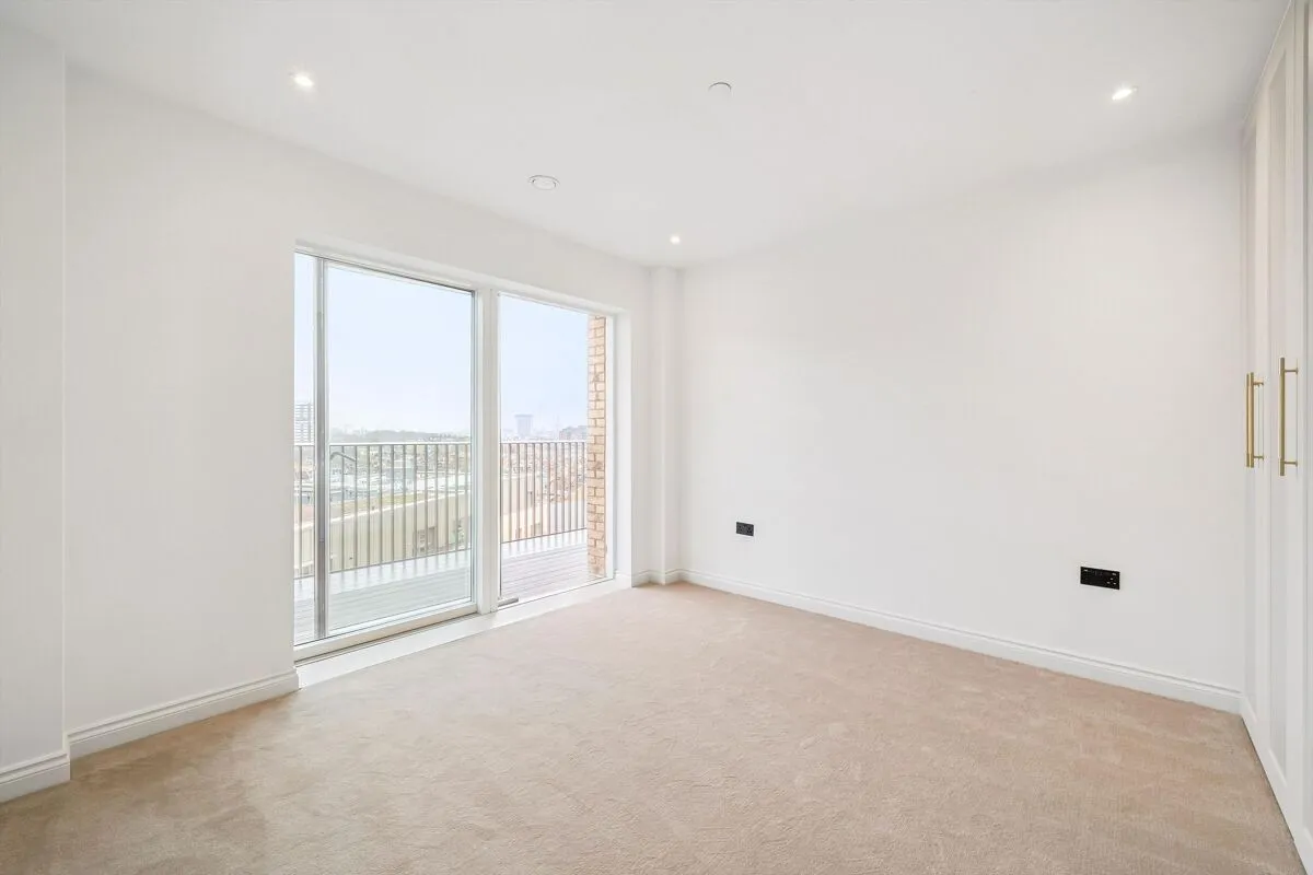 Potters Road, London, SW6, photo 13