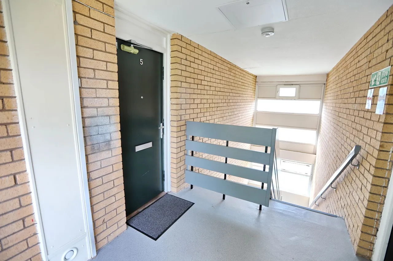 Sedgley Park Road, Prestwich, M25, photo 9