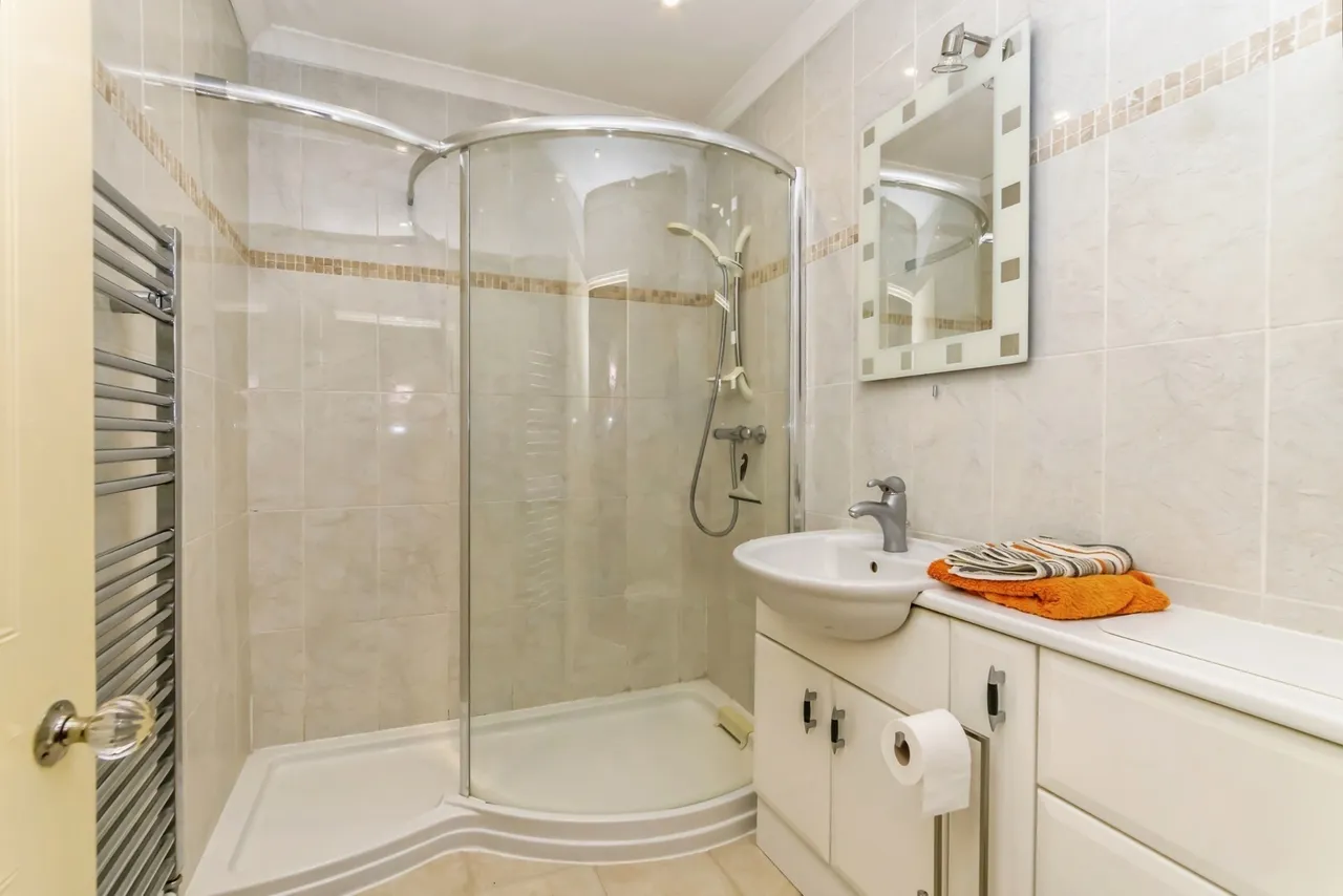 The Goffs, Eastbourne, BN21, photo 25