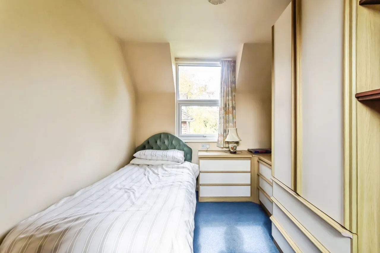 The Goffs, Eastbourne, BN21, photo 17