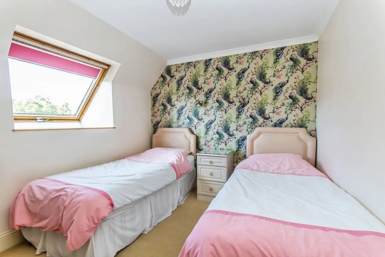 The Goffs, Eastbourne, BN21, photo 40