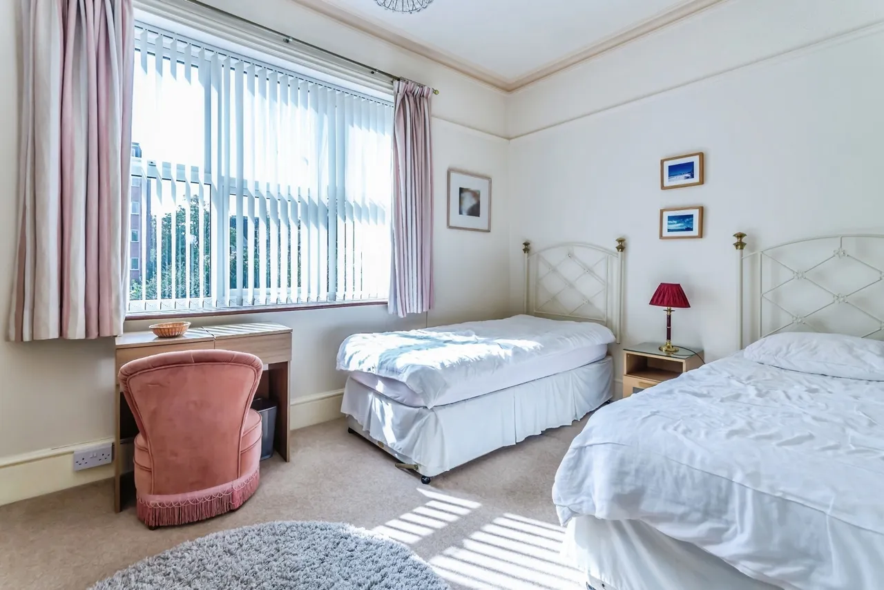 The Goffs, Eastbourne, BN21, photo 30