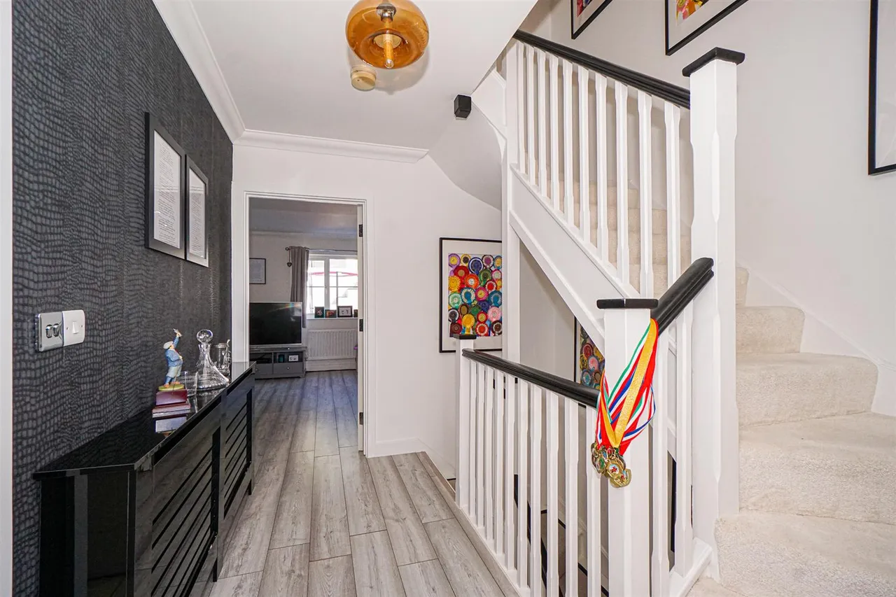 Welton Rise, St. Leonards-On-Sea, photo 18
