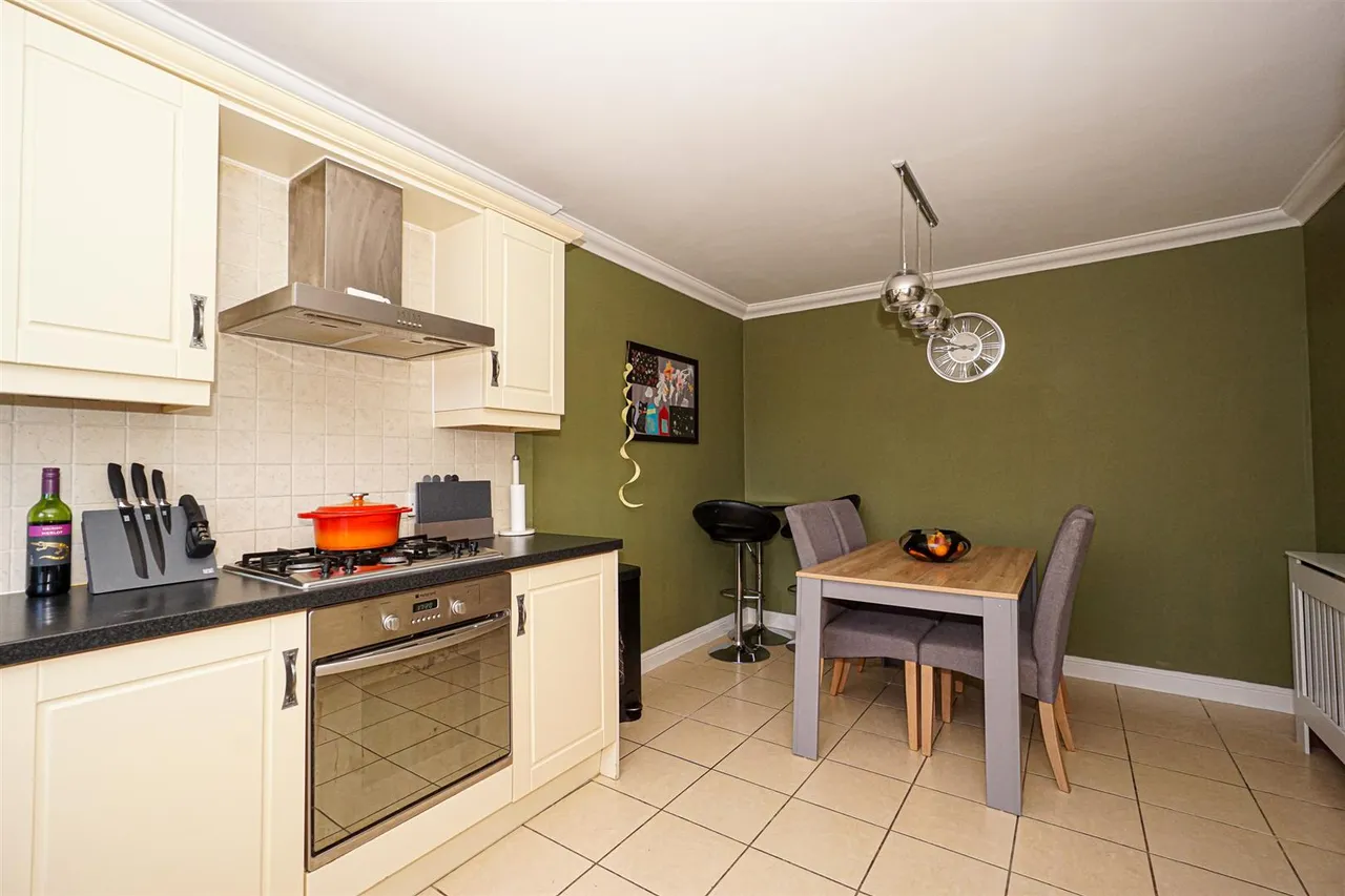 Welton Rise, St. Leonards-On-Sea, photo 16