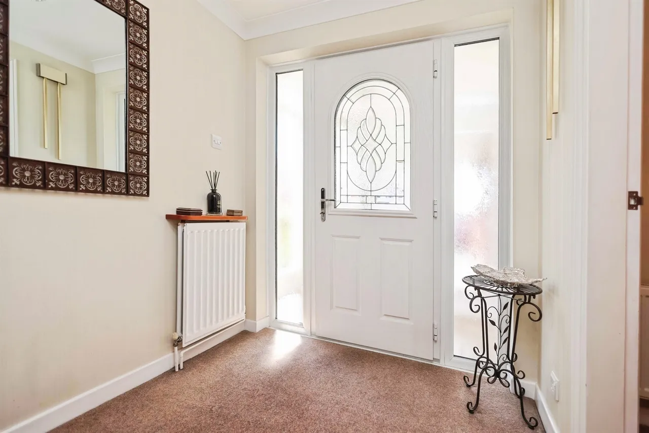 The Crescent, Cradley Heath, B64, photo 14