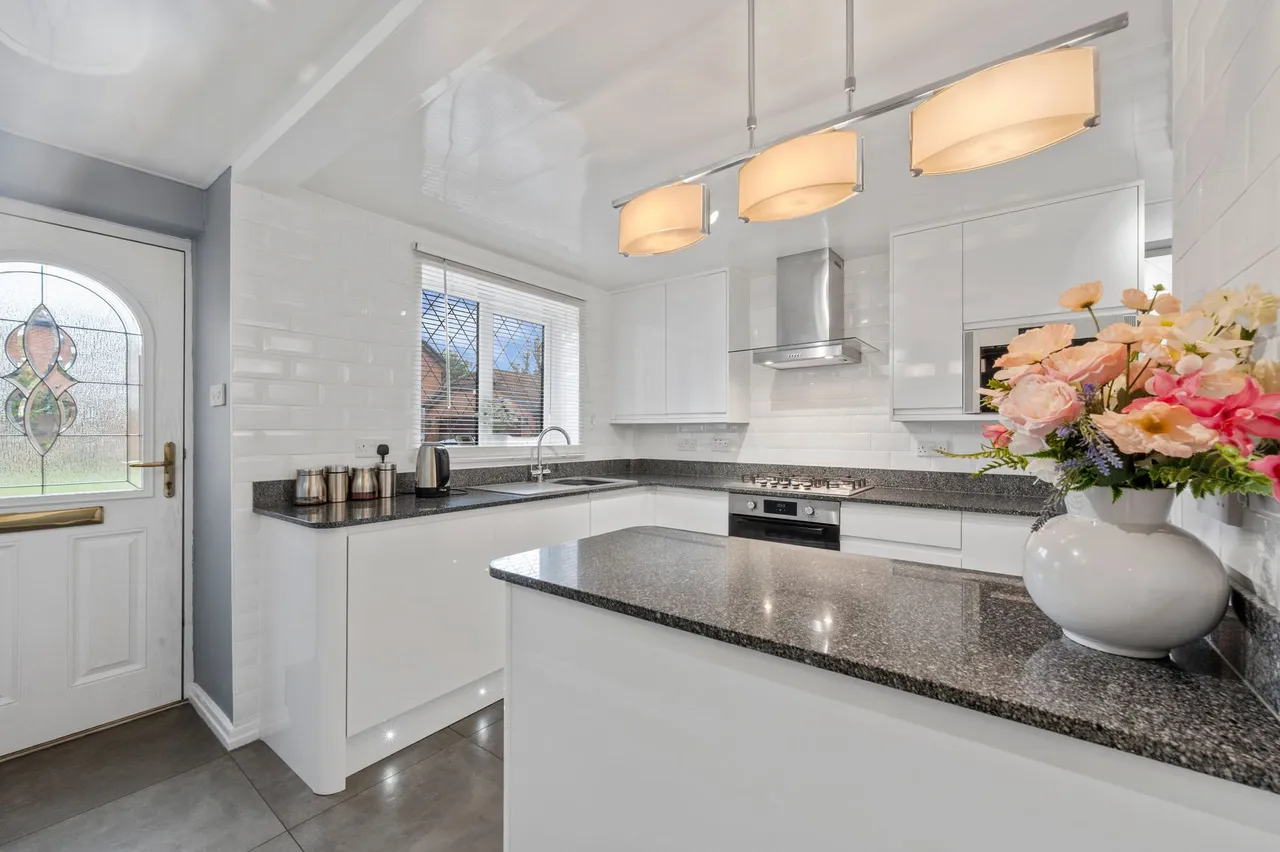 Long Meadow, Eccleston, WA10, photo 4